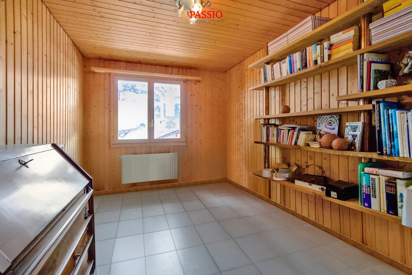 Spacious 5-room apartment with Alpine view and private garden - Photo 8 of 16