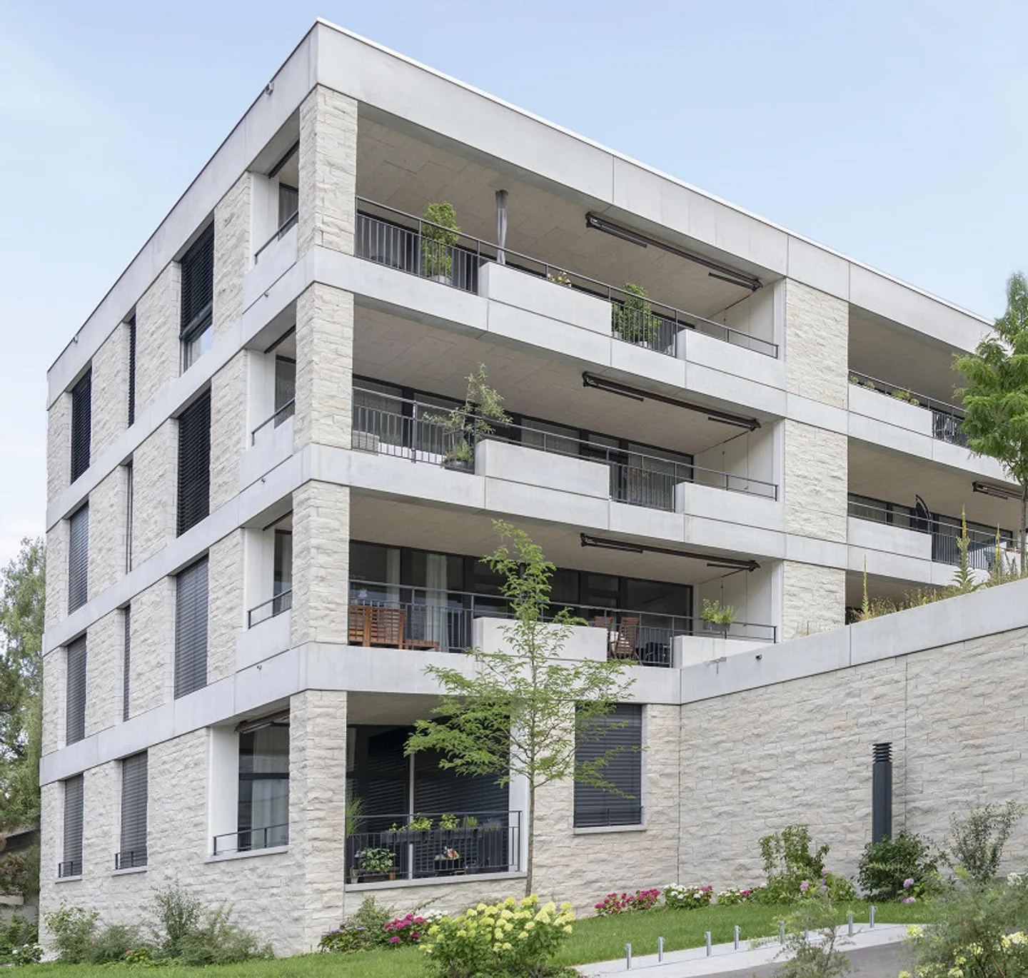 Modernes Apartment mit Loggia - Foto 1 von 10
