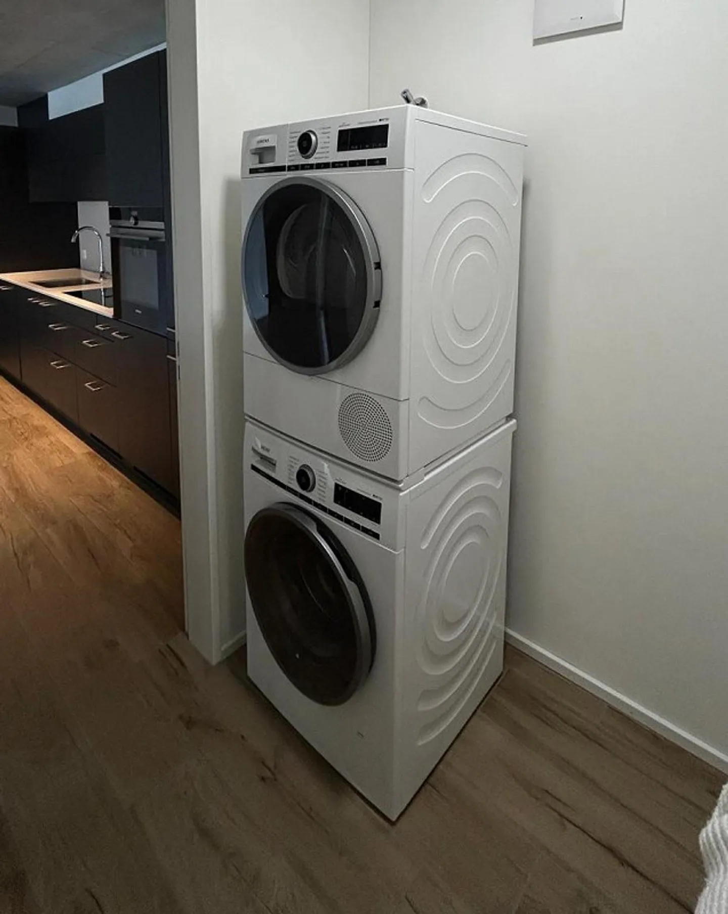 Modernes Apartment mit Loggia - Foto 7 von 10