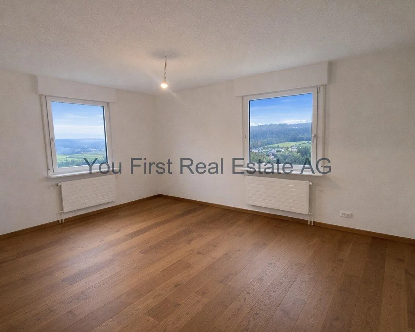 Charmantes Einfamilienhaus mit Pool - Foto 8 von 12