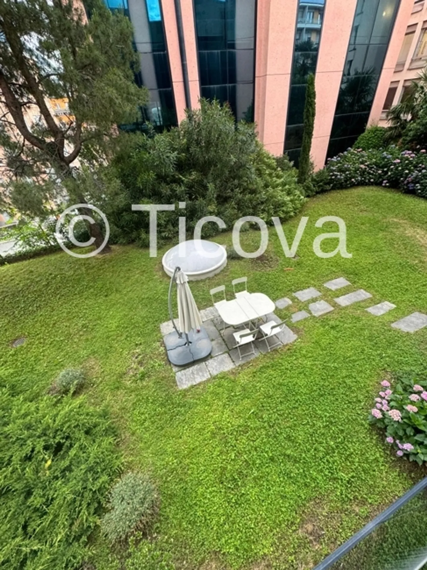 Ufficio moderno a Lugano - Foto 2 di 11