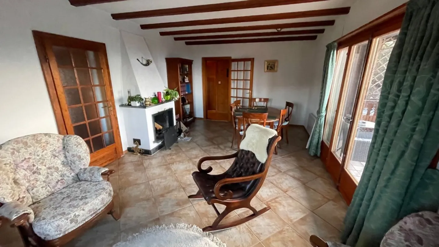 Belle maison familiale à St-Légier avec vue sur le lac - Photo 2 sur 9