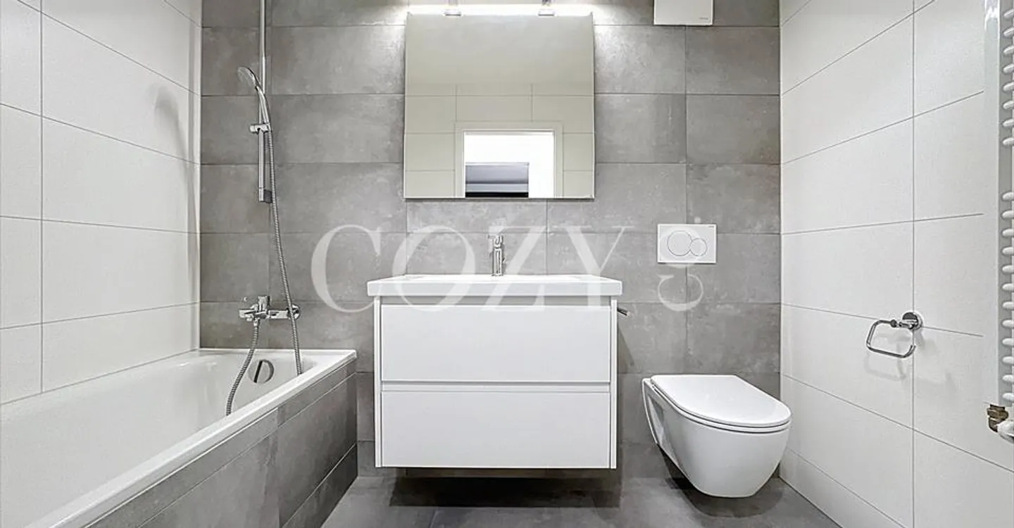 Appartement Lumineux Rénové - Photo 4 sur 7