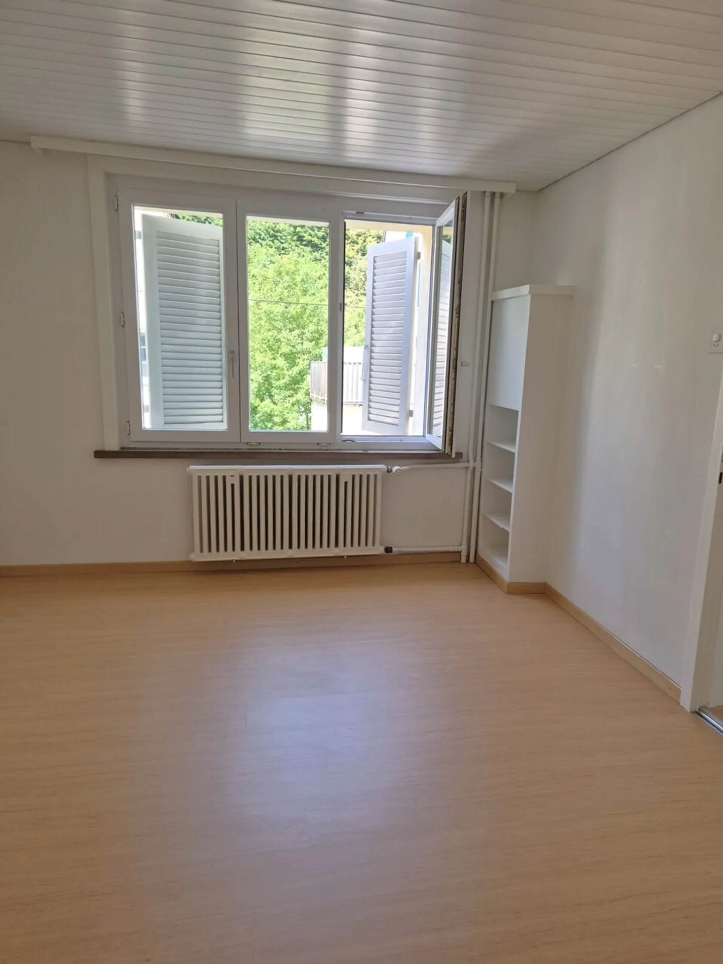 Moderne 2.5-Zimmer Wohnung in Teufen - Foto 3 von 8