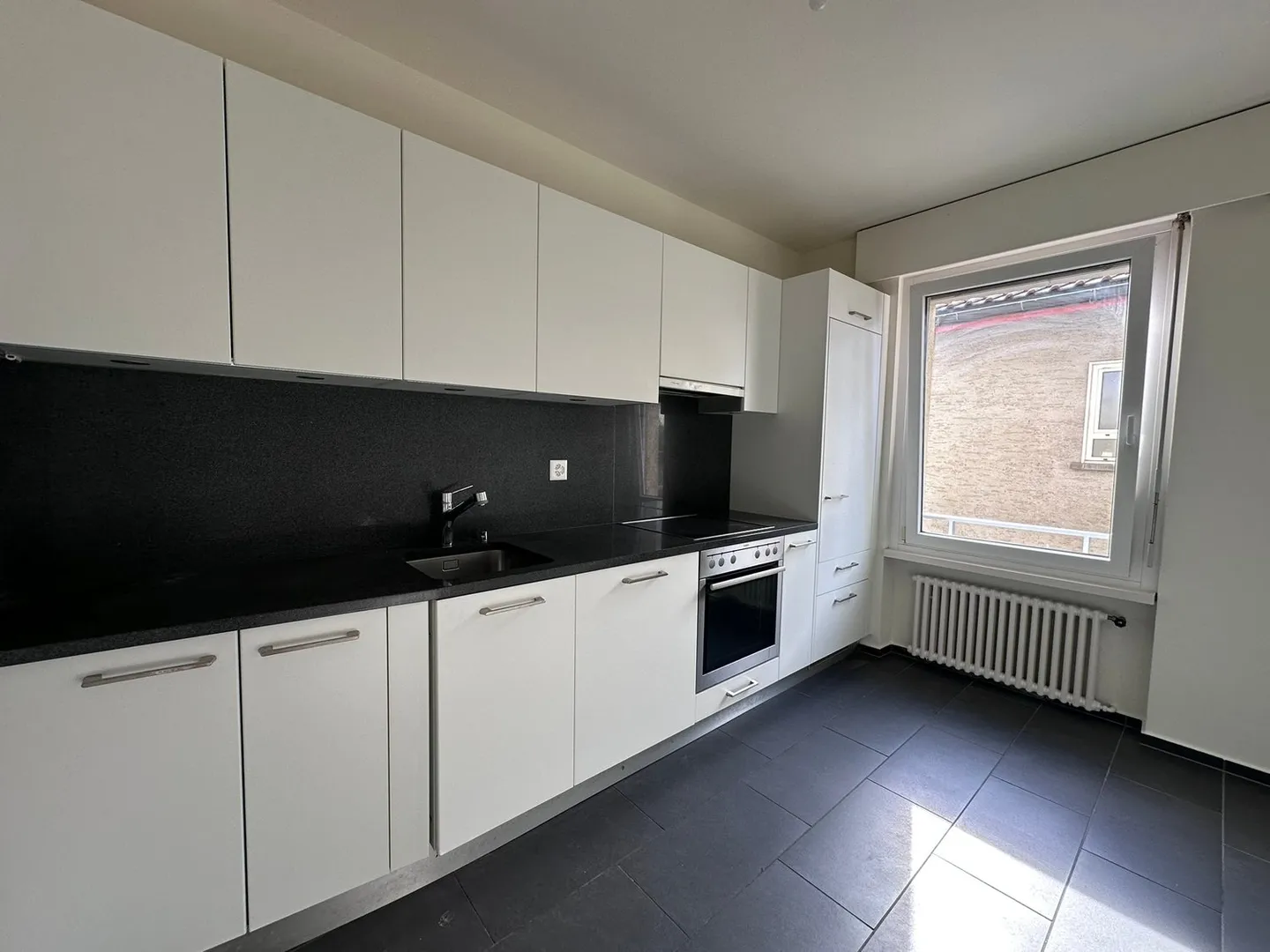 2 ½ Lokale mit Seeblick in Muralto - Foto 8 von 19