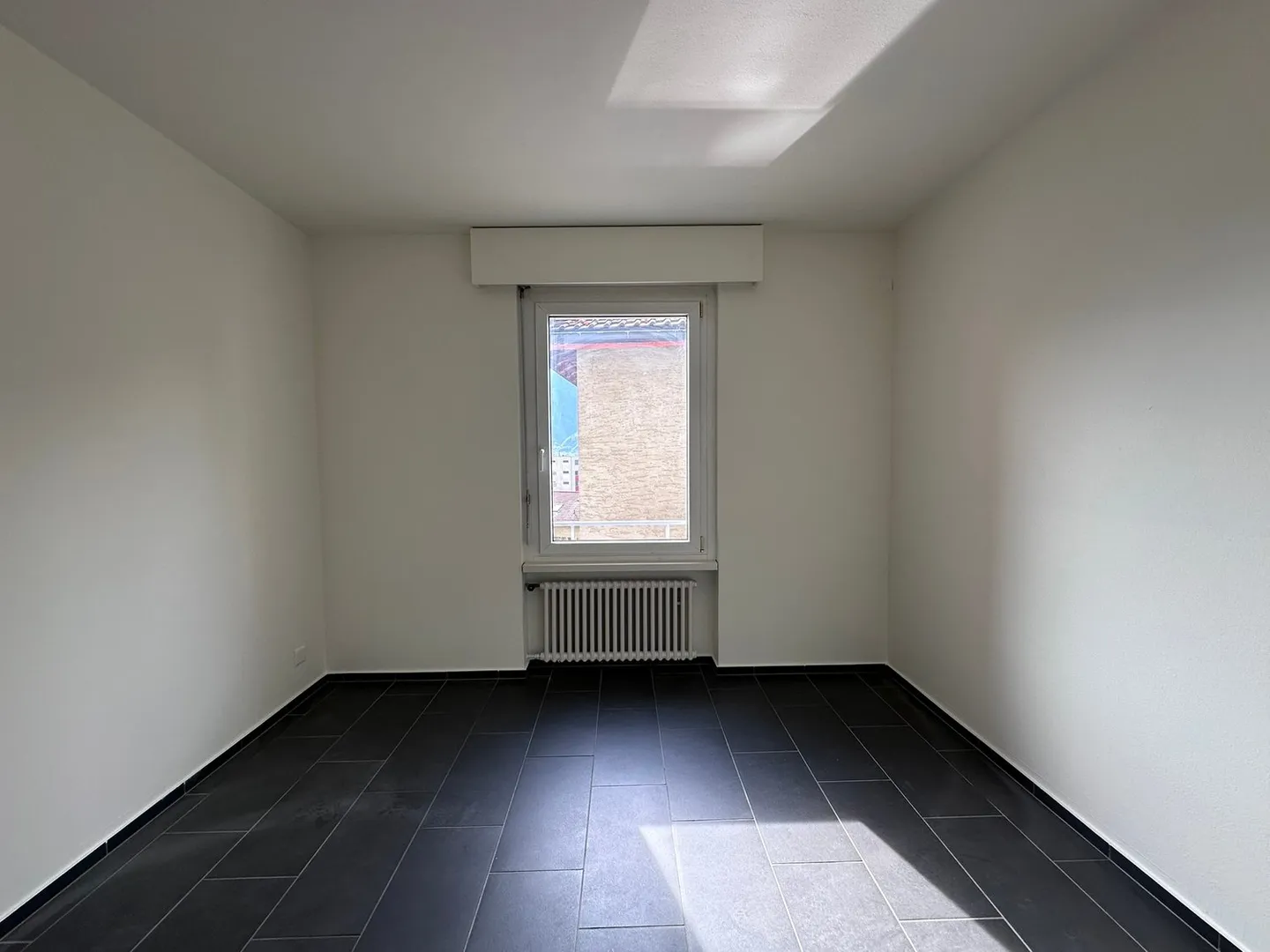 2 ½ Lokale mit Seeblick in Muralto - Foto 13 von 19