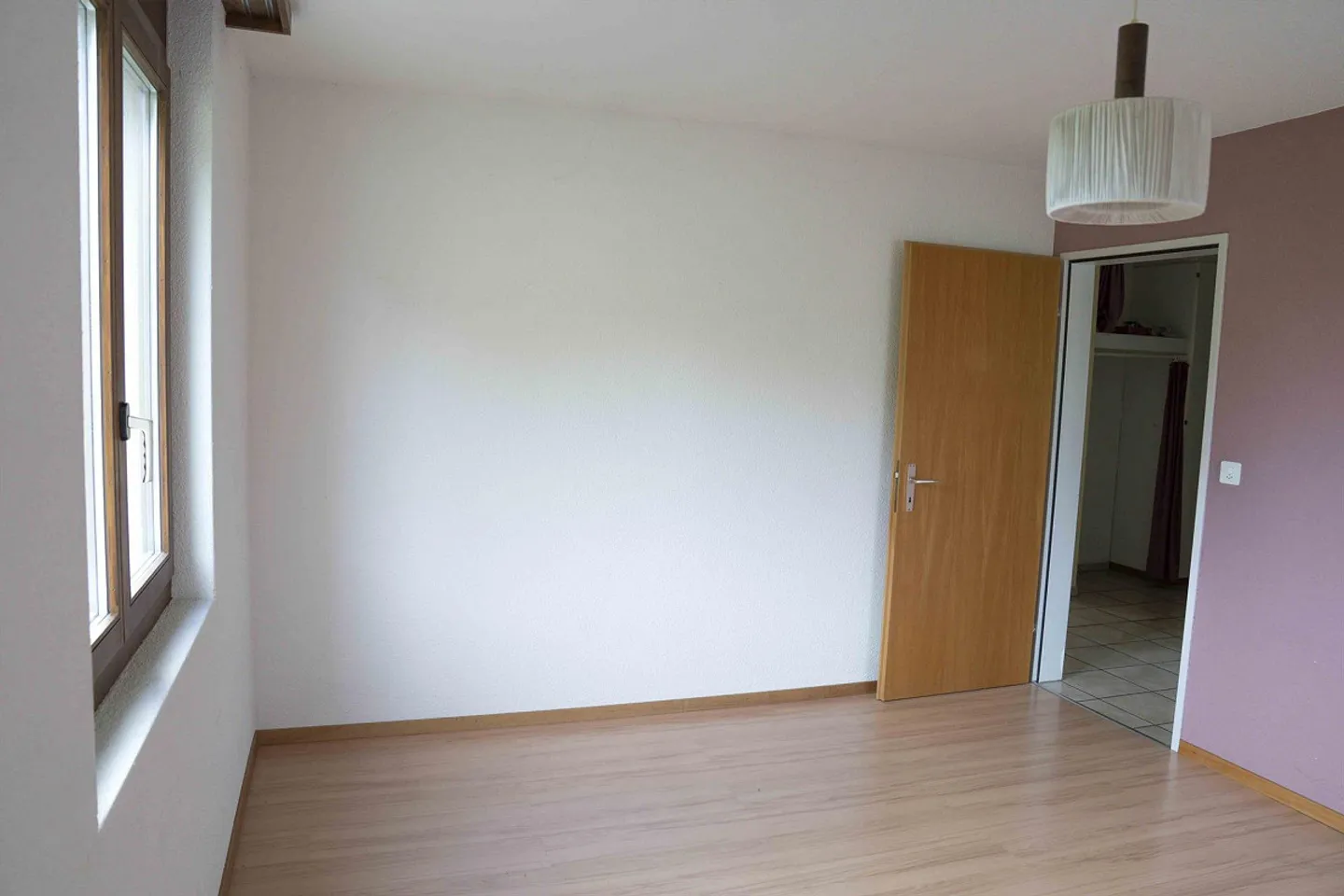 Geräumige Wohnung mit Balkon - Foto 9 von 30