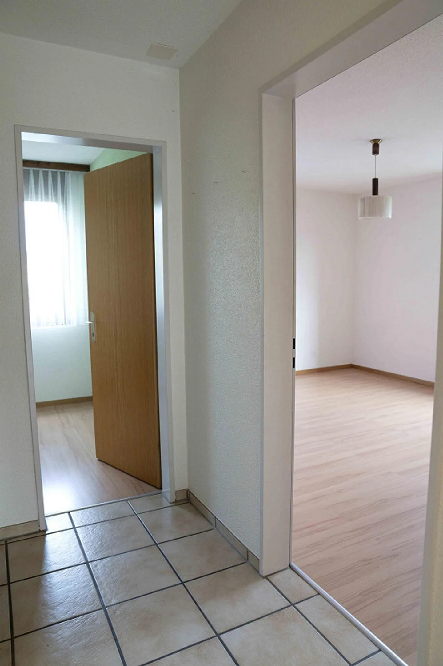Geräumige Wohnung mit Balkon - Foto 13 von 30