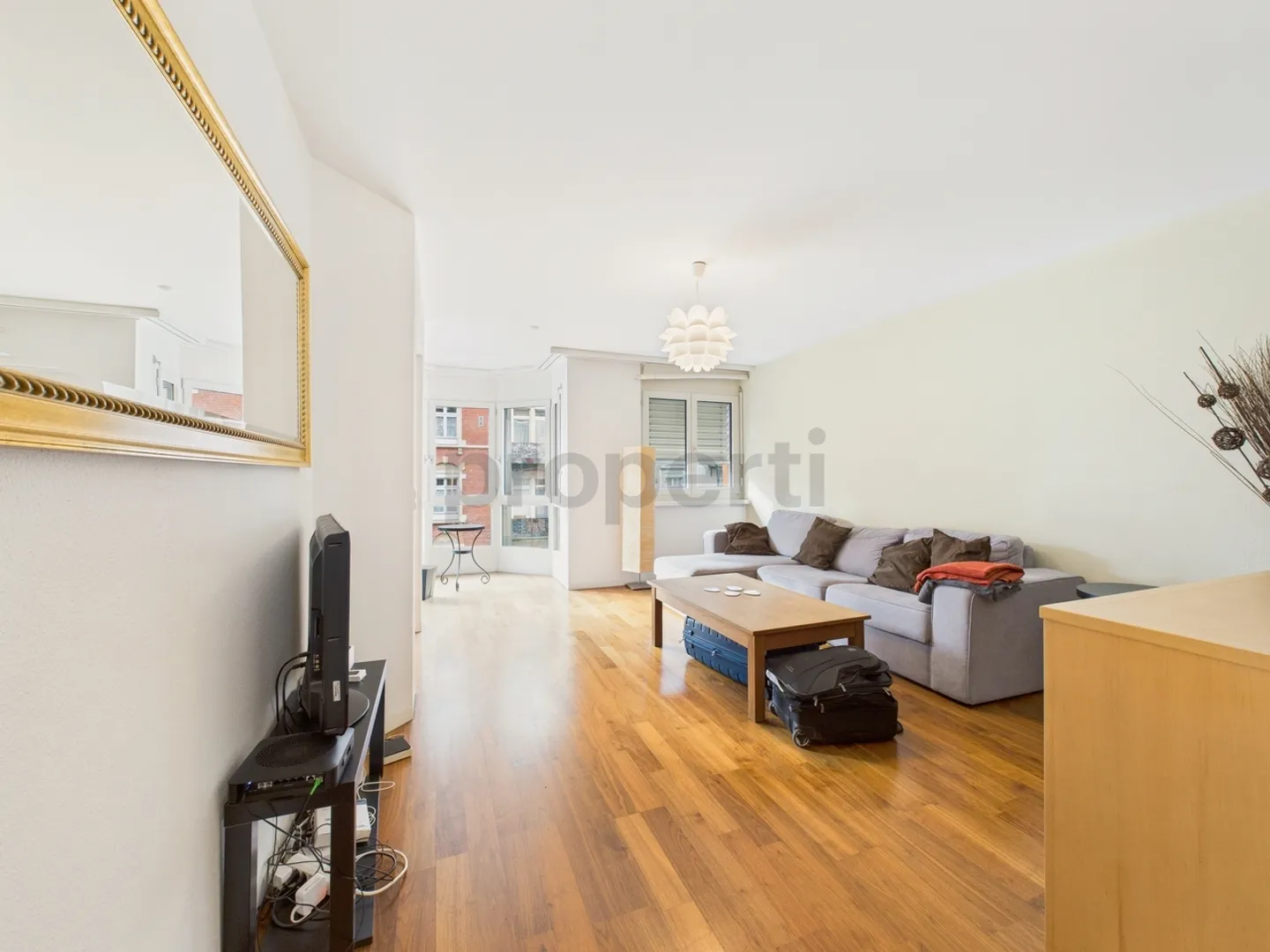 Elegante 2.5-Zimmer Wohnung in Zürich - Foto 2 von 9