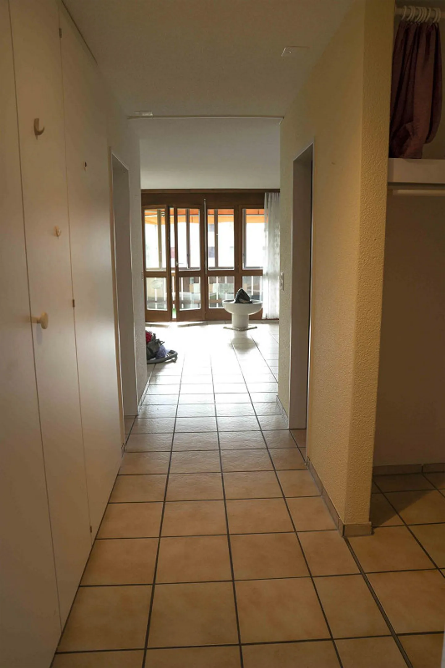 Geräumige Wohnung mit Balkon - Foto 14 von 30