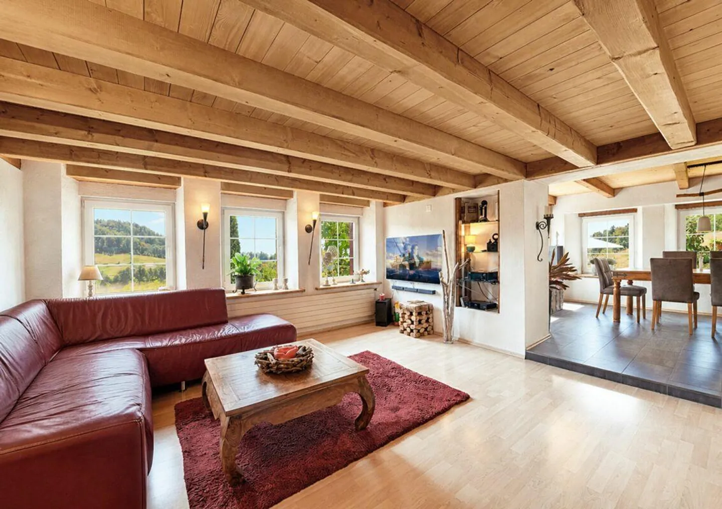 5.5-Room Farmhouse Half with Barn, Lots of Surroundings, Distant and Lake View - Photo 4 of 20
