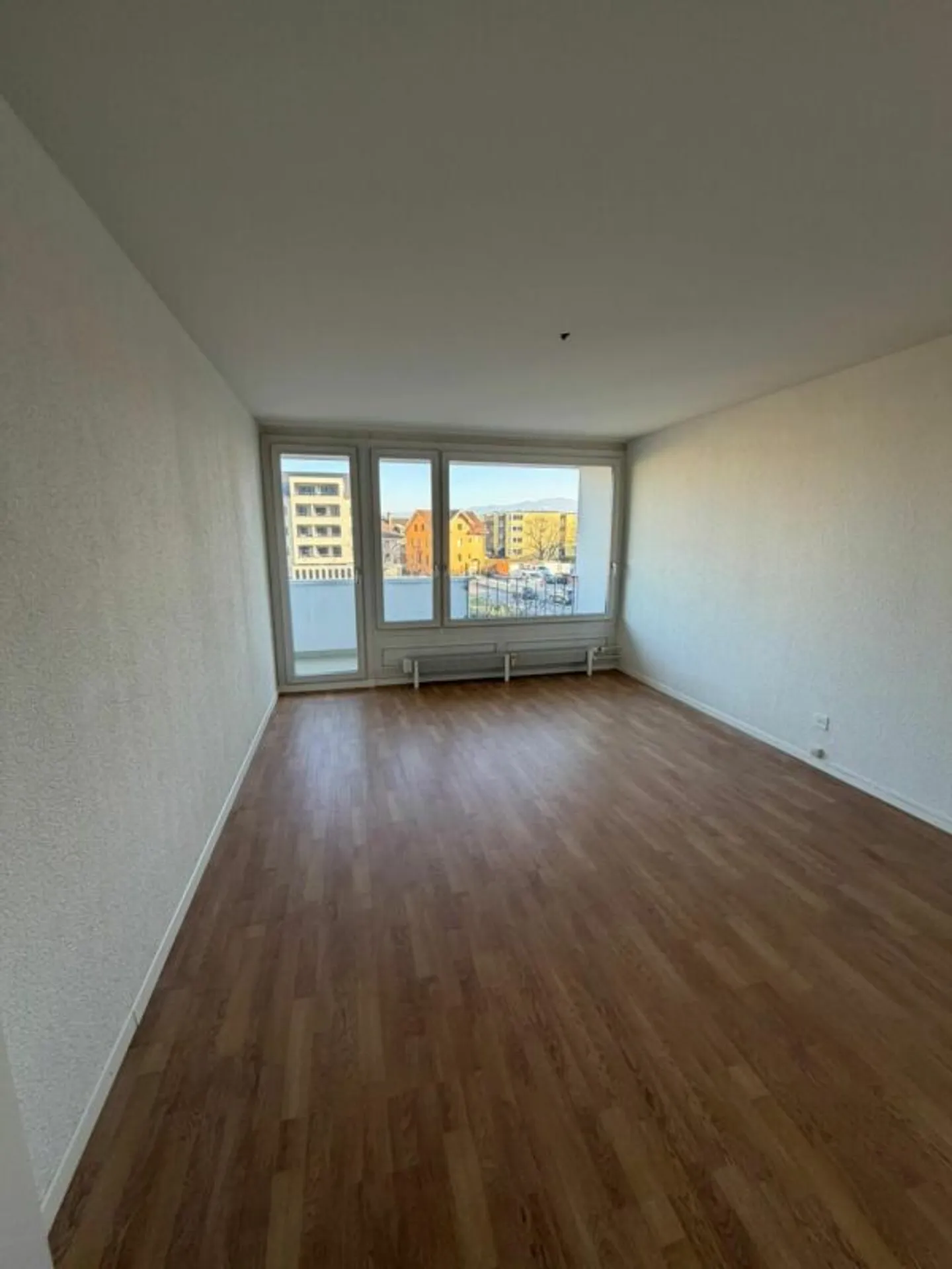 Ampio duplex di 3,5 stanze in posizione idilliaca - Foto 5 di 10