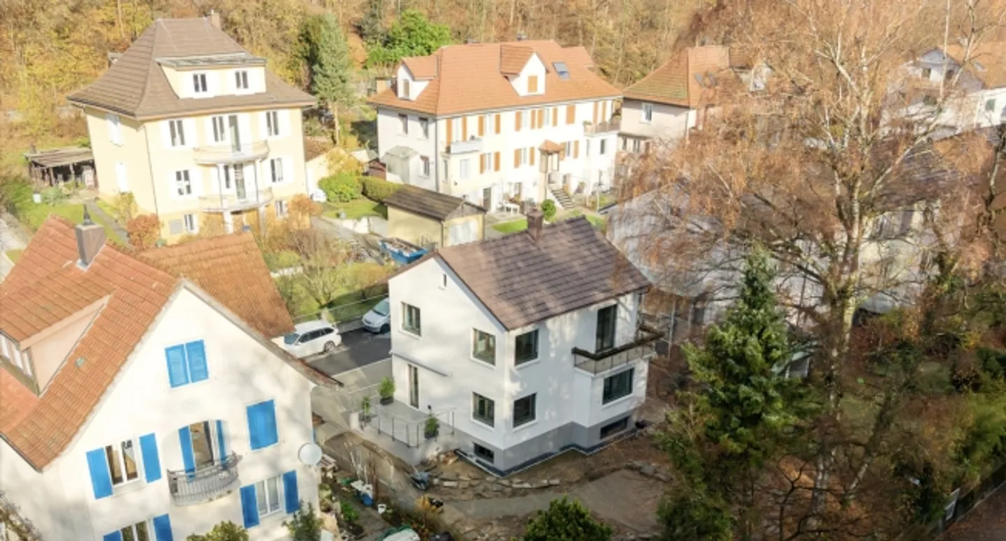 Casa moderna ristrutturata in una posizione ambita a Olten - Foto 15 di 15