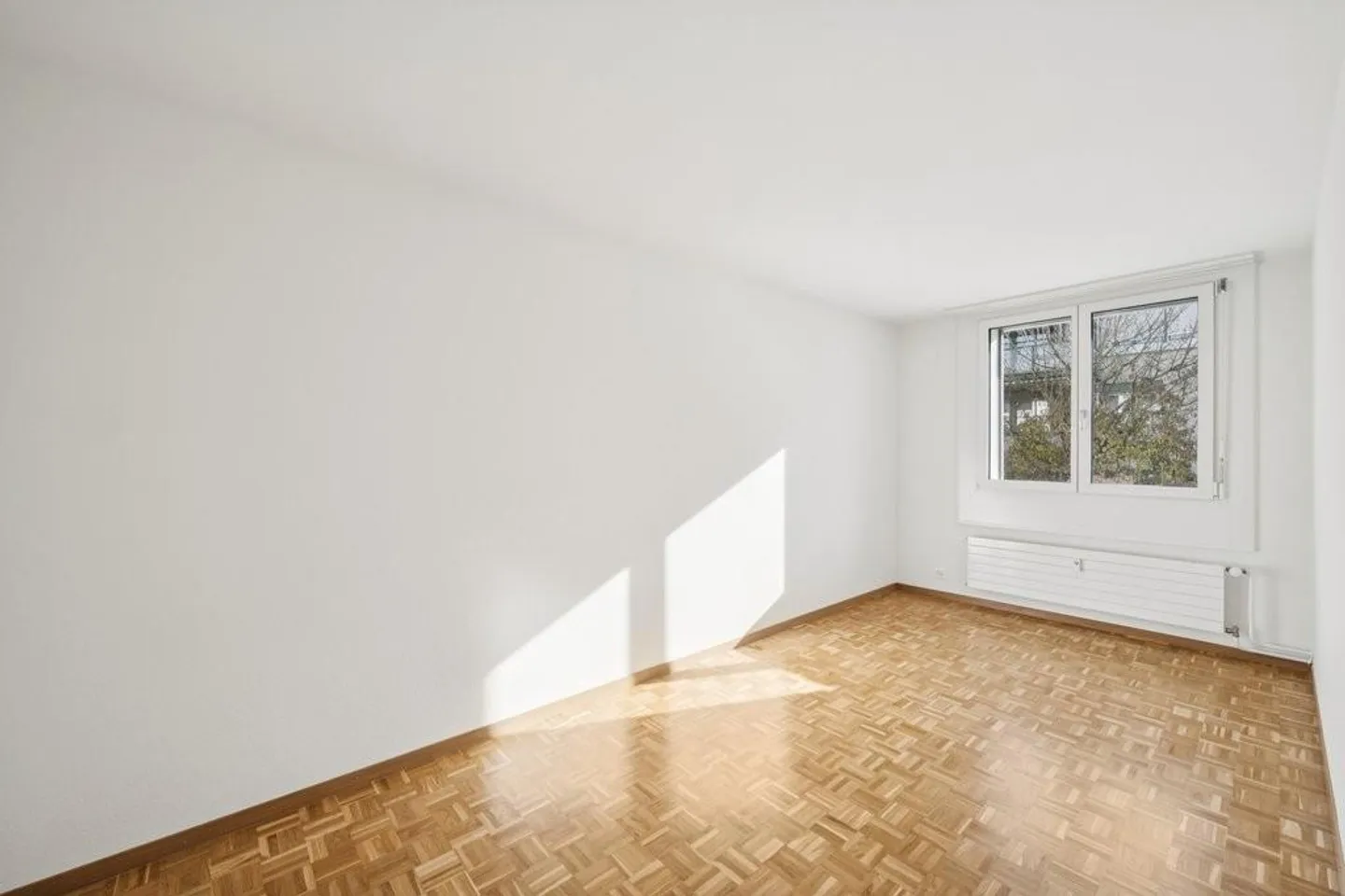 Bella appartamento di 4,5 stanze con grande balcone a Allschwil - Foto 10 di 12