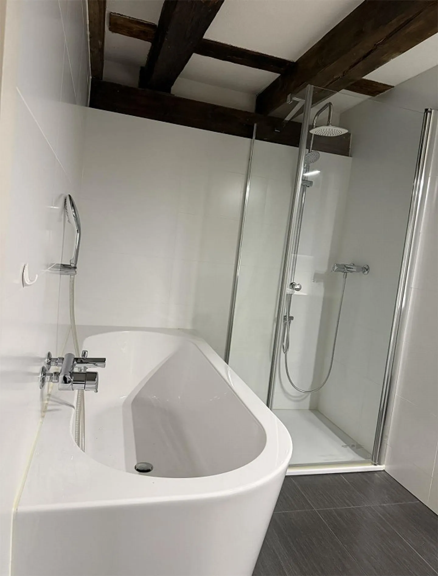 Geräumige Maisonette mit Garten - Foto 7 von 11