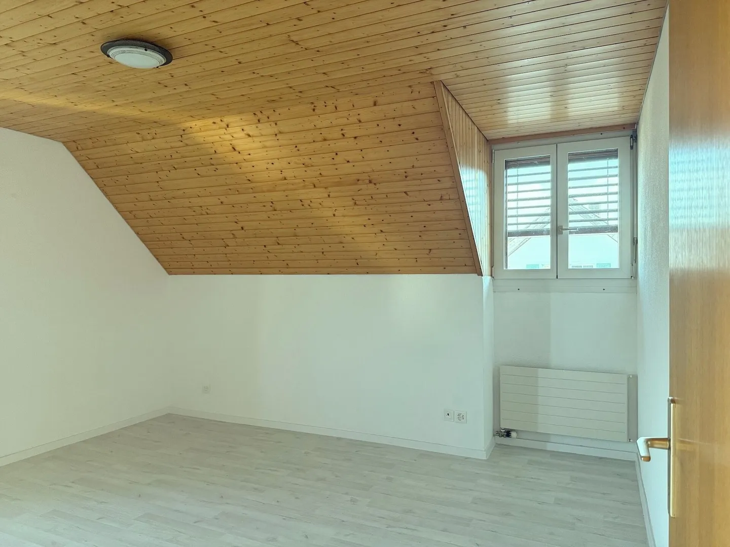Appartement sous les combles confortable dans un emplacement calme - Photo 8 sur 11