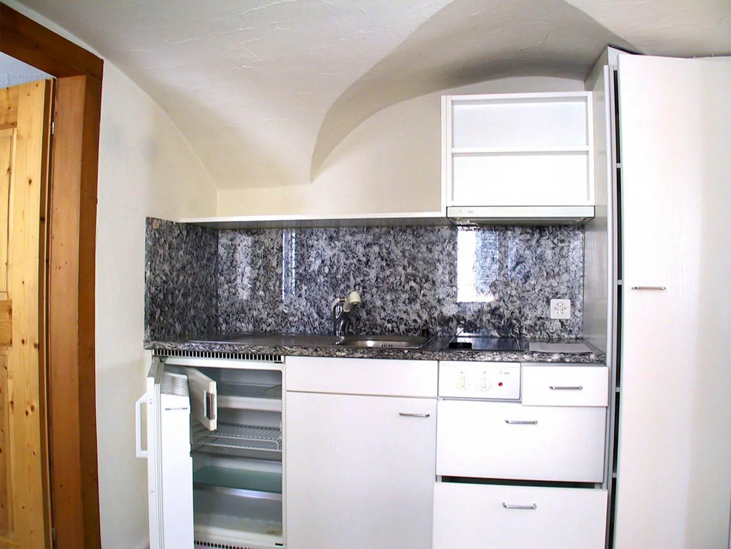 Charmante appartement 1.5 pièces - Photo 2 sur 5