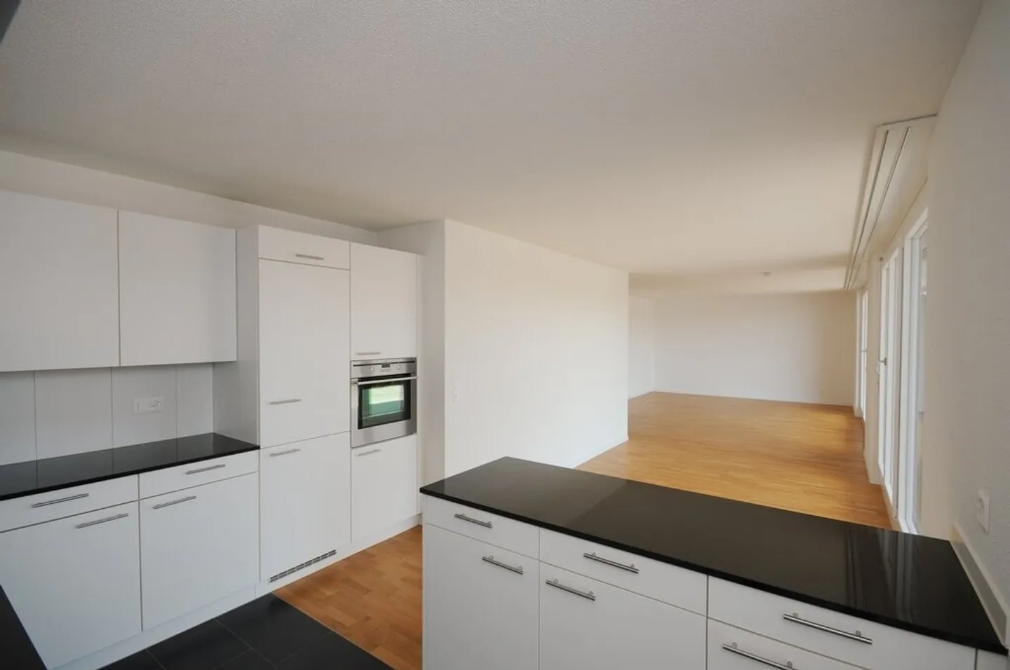 Your new dream apartment - Photo 6 of 10