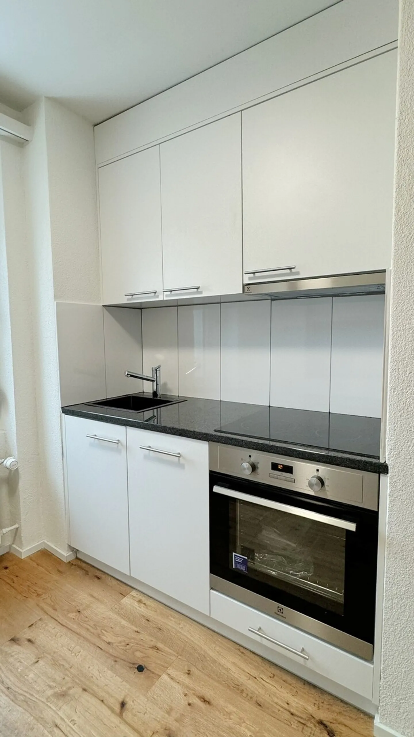 Modern 2.5-room apartment on the 3rd floor - Photo 3 of 9