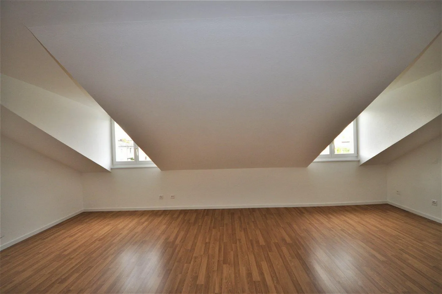 Casa Unica in Posizione Privilegiata: Goditi un Abitare Esclusivo - Foto 11 di 13