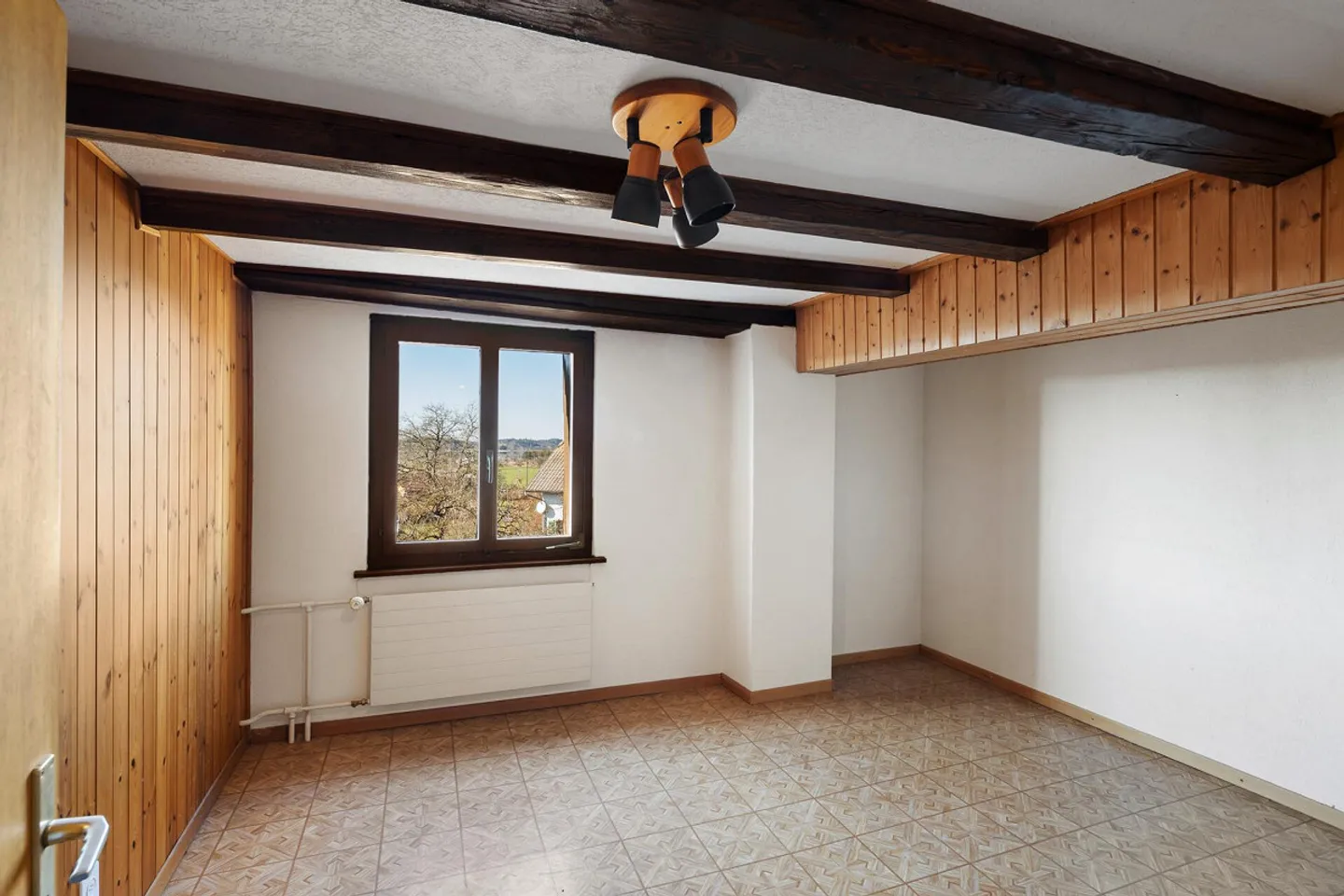Maison d'angle avec vue sur le lac et la montagne et offre d'espace généreuse - Photo 15 sur 38