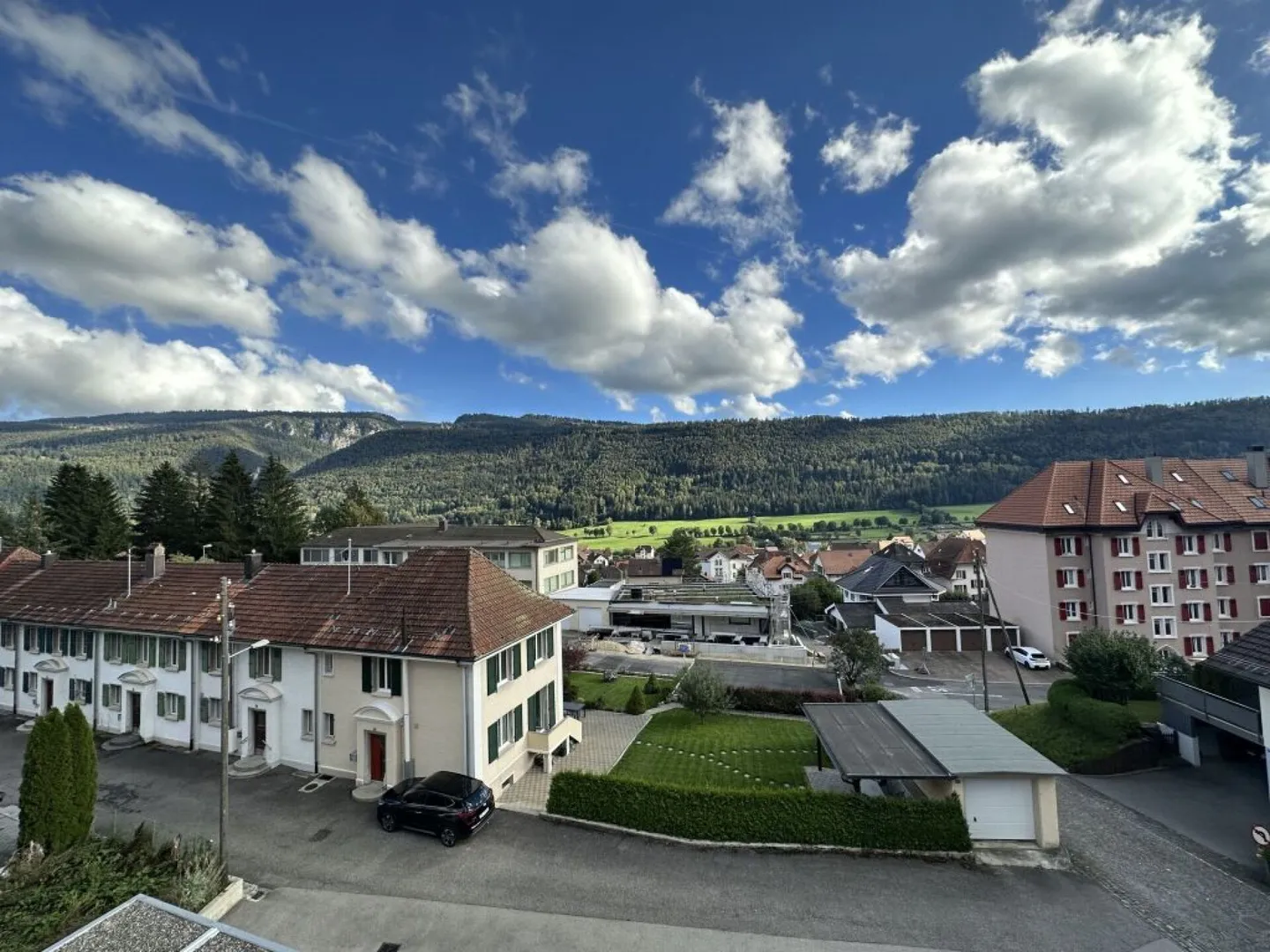 St-Imier, schöne 4-Zimmer-Wohnung mit Balkon im 2. Stock - Foto 8 von 8