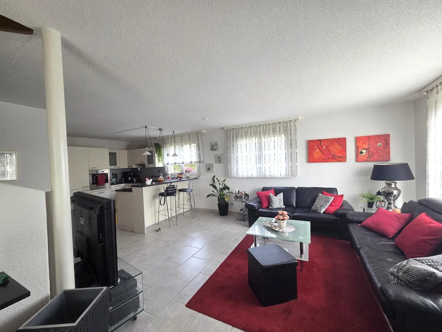 Casa unifamiliare idilliaca in una posizione adatta ai bambini - Foto 8 di 14