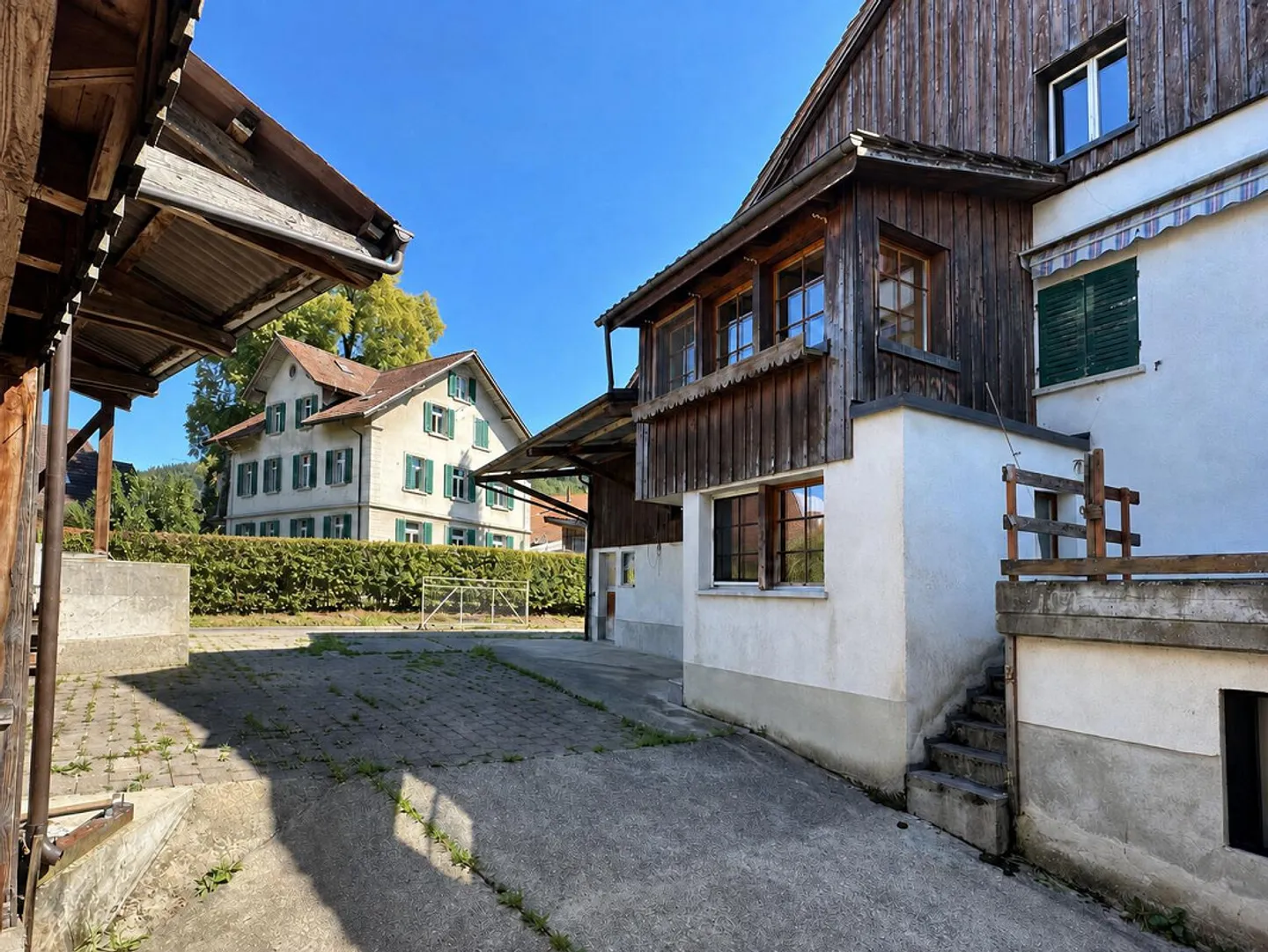 Maison d'angle avec vue sur le lac et la montagne et offre d'espace généreuse - Photo 28 sur 38