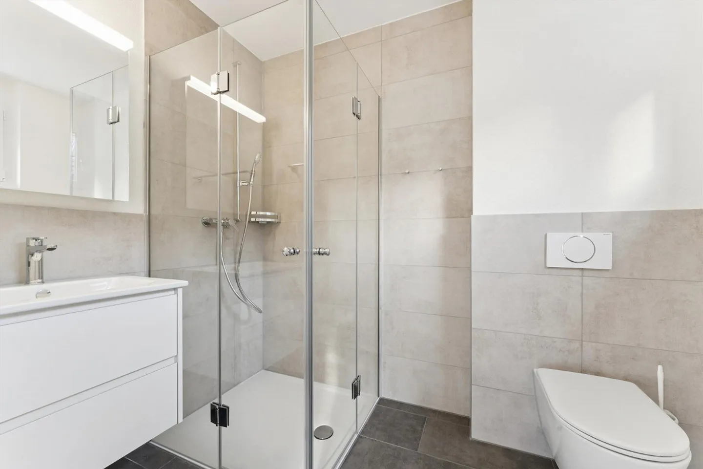 Exklusive 5.5 Zimmer-Attika - Foto 5 von 7