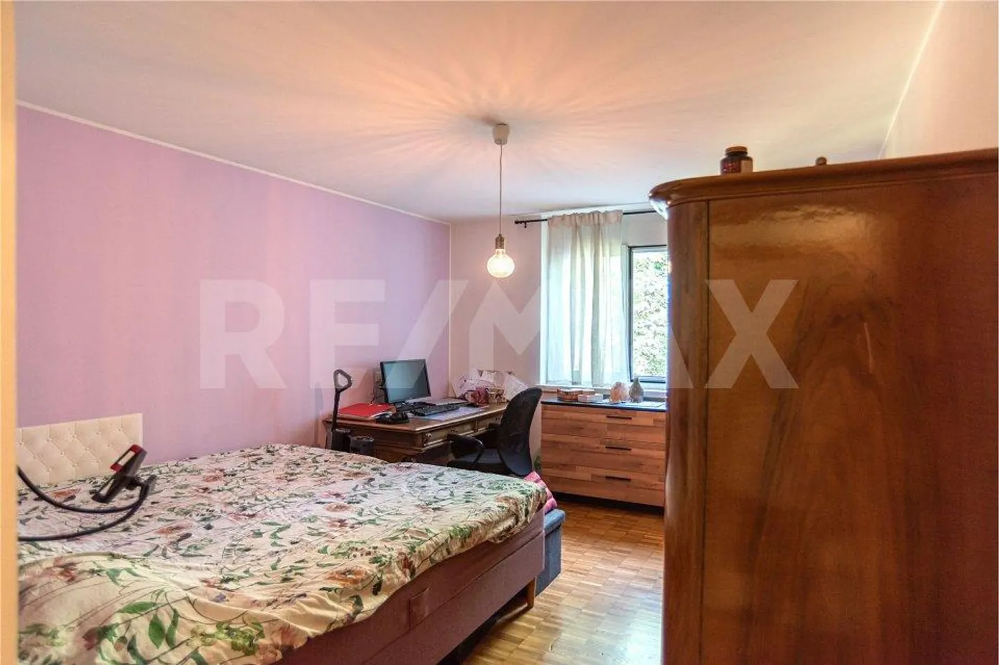 4.5-Zimmer-Wohnung mit großem Balkon - Foto 4 von 10