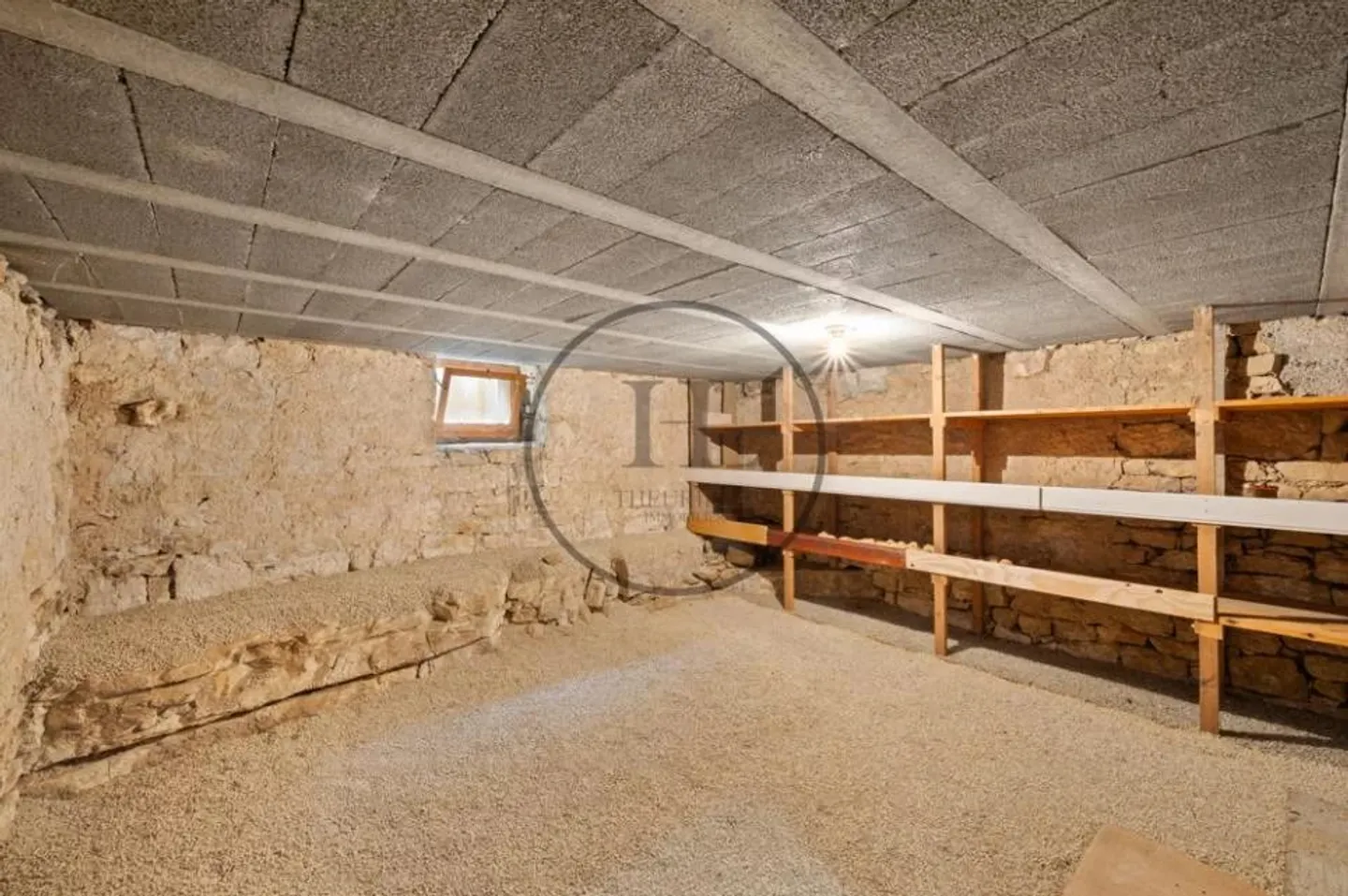 Charmantes Haus mit Werkstatt - Foto 8 von 31
