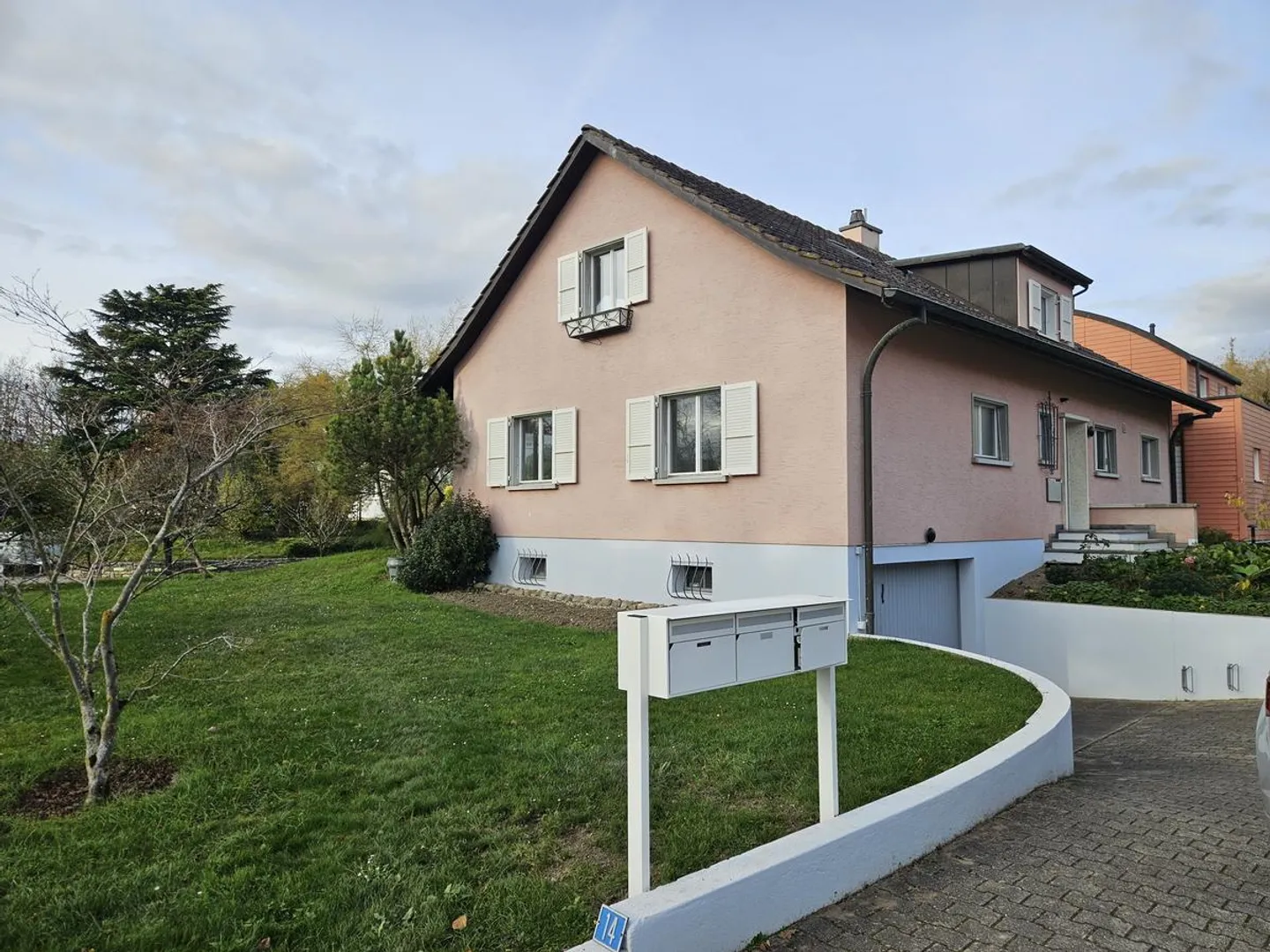 2.5-room apartment on the 1st floor of a villa in Nyon - Photo 6 of 6