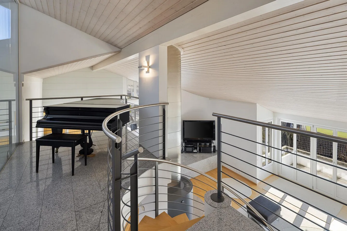 Luxury Home with Alpine Views - Photo 8 of 14