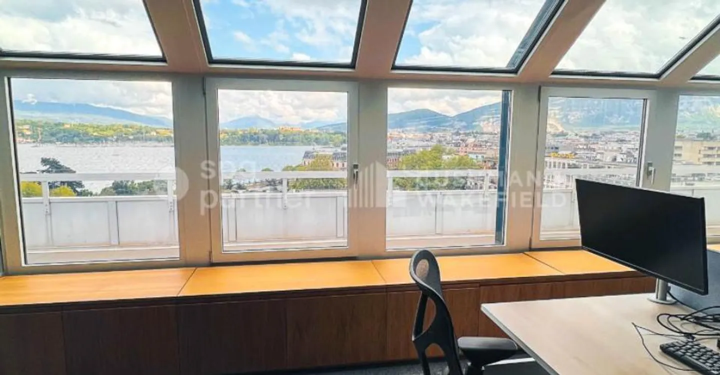 Bright offices of 190 m² with terrace and lake view, Lausanne 82 - Photo 4 of 5