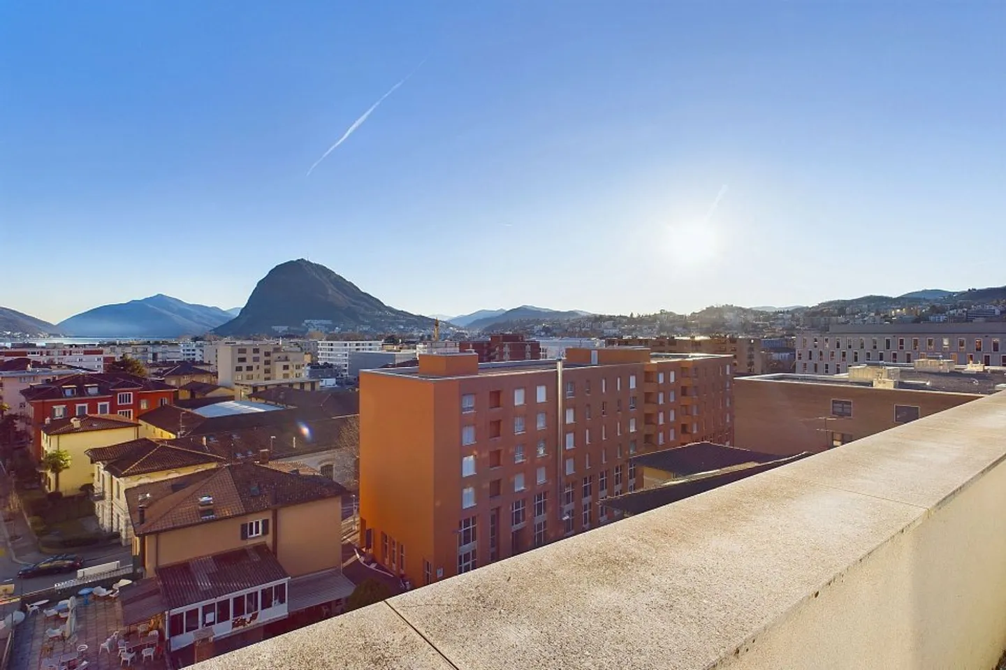 Elegante Penthouse mit teilweisem Blick auf den Luganersee - Foto 6 von 13