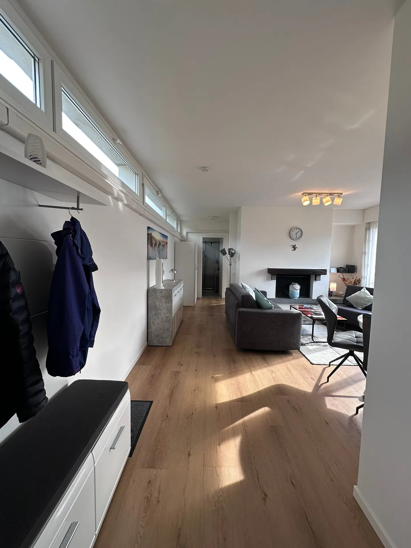 Möbliertes Apartment mit Seeblick - Foto 2 von 20