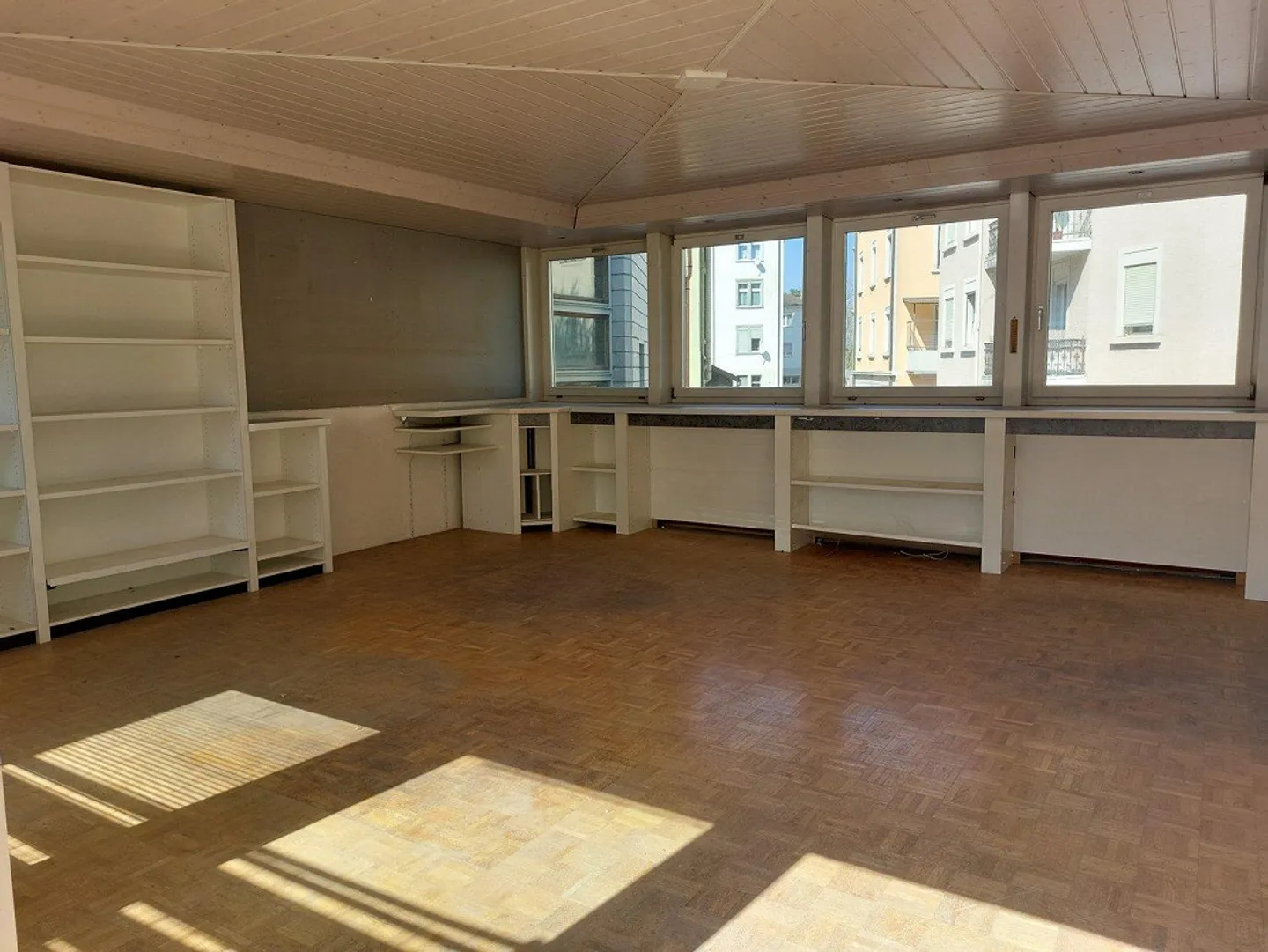 Helles Büro in Rorschach zu vermieten - Foto 1 von 6