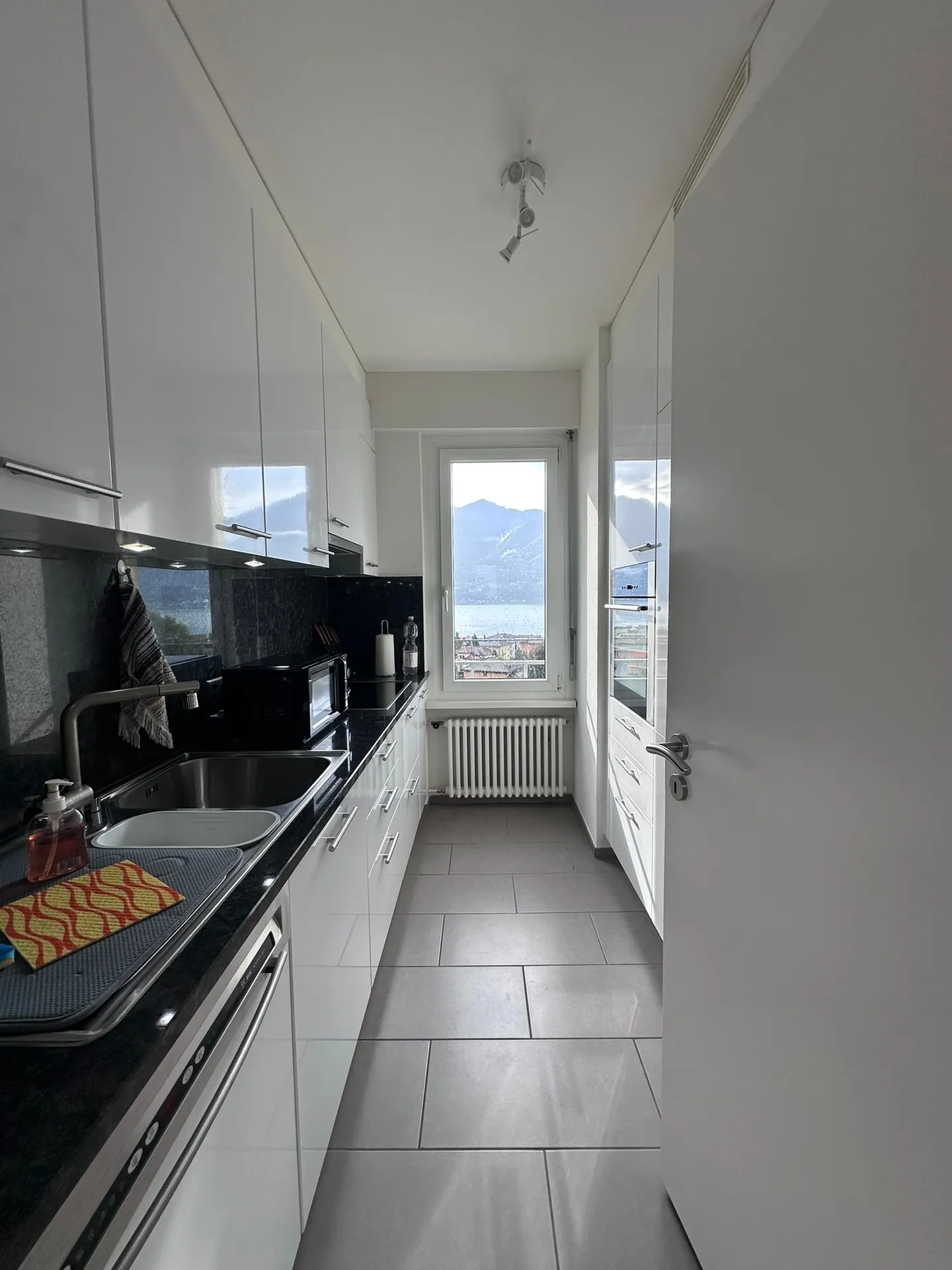 Möbliertes Apartment mit Seeblick - Foto 15 von 20