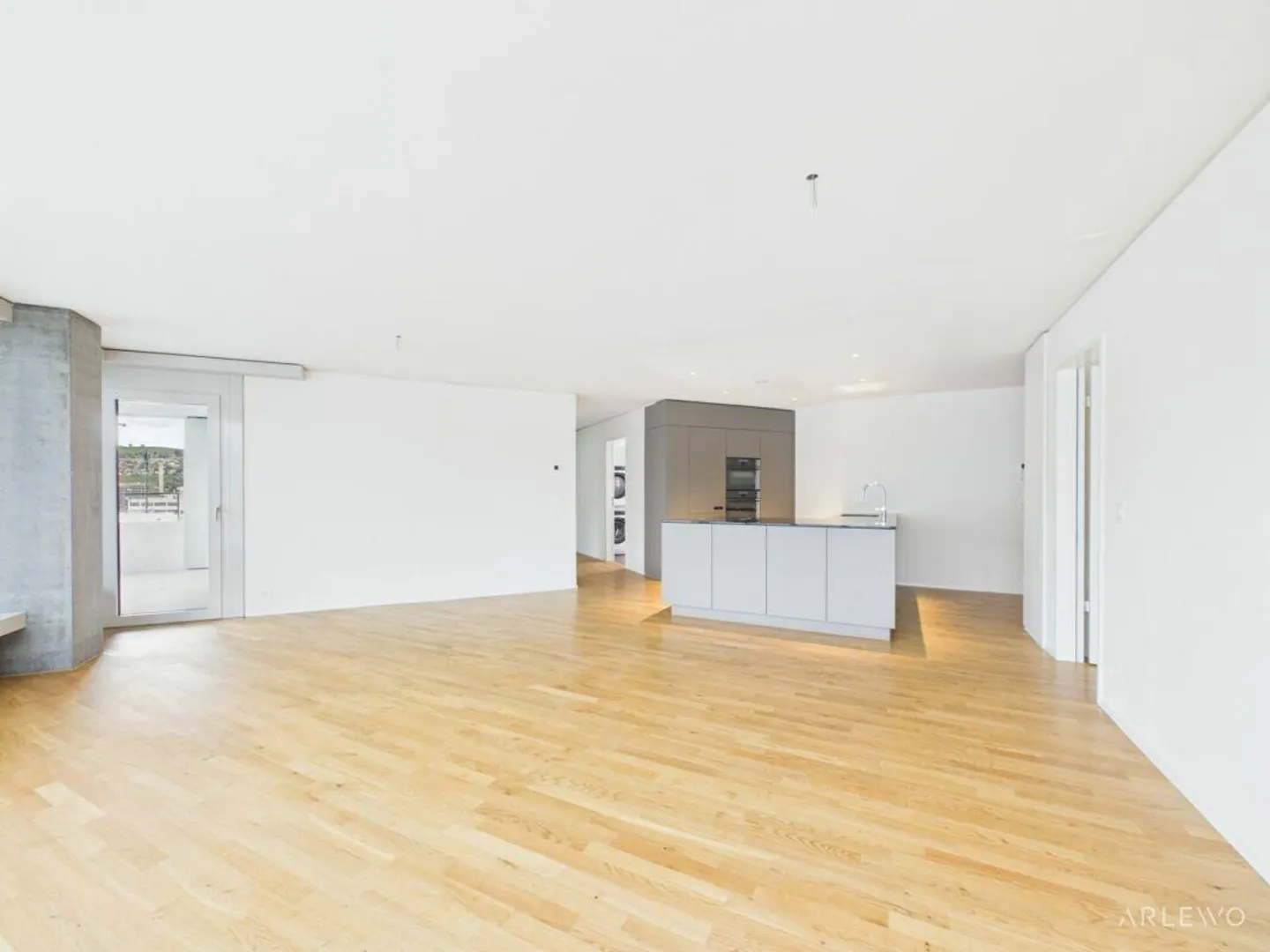Stilvolle Wohnung mit atemberaubendem Blick - Foto 2 von 15