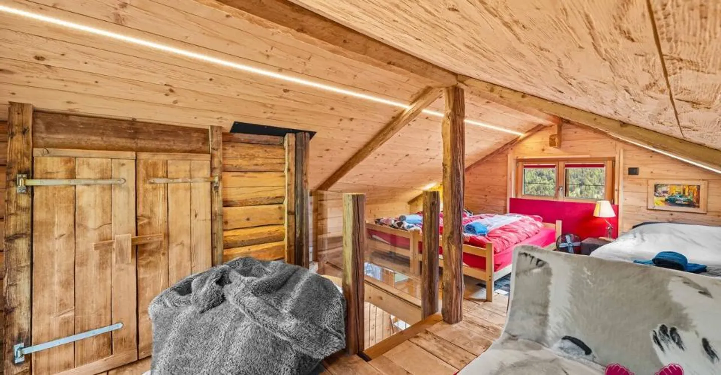Authentic chalet for rent by the week - a dream in the mountains - Photo 5 of 10