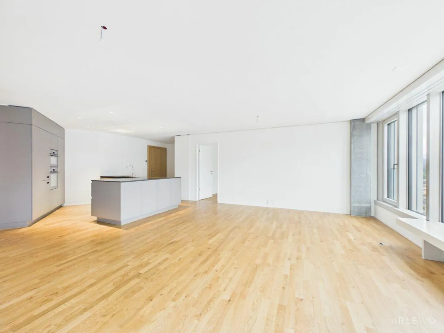 Stilvolle Wohnung mit atemberaubendem Blick - Foto 3 von 15