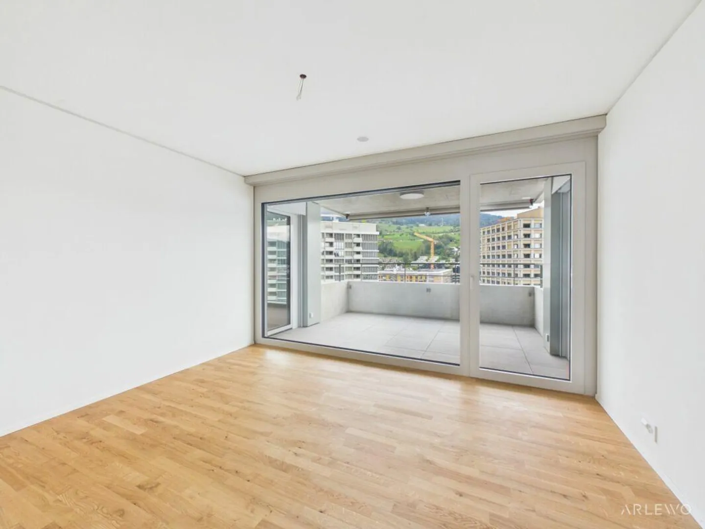 Stilvolle Wohnung mit atemberaubendem Blick - Foto 9 von 15