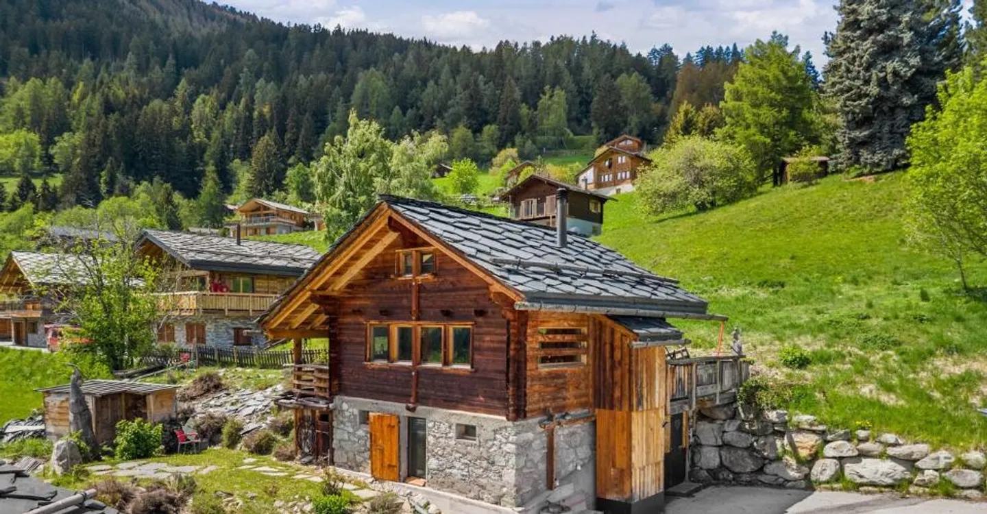 Authentic chalet for rent by the week - a dream in the mountains - Photo 10 of 10