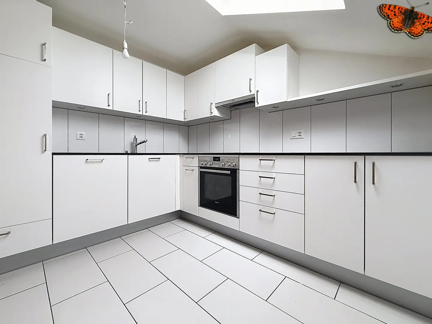 4 ½ ROOMS IN DUPLEX - Ideal for shared accommodation! - Photo 3 of 11