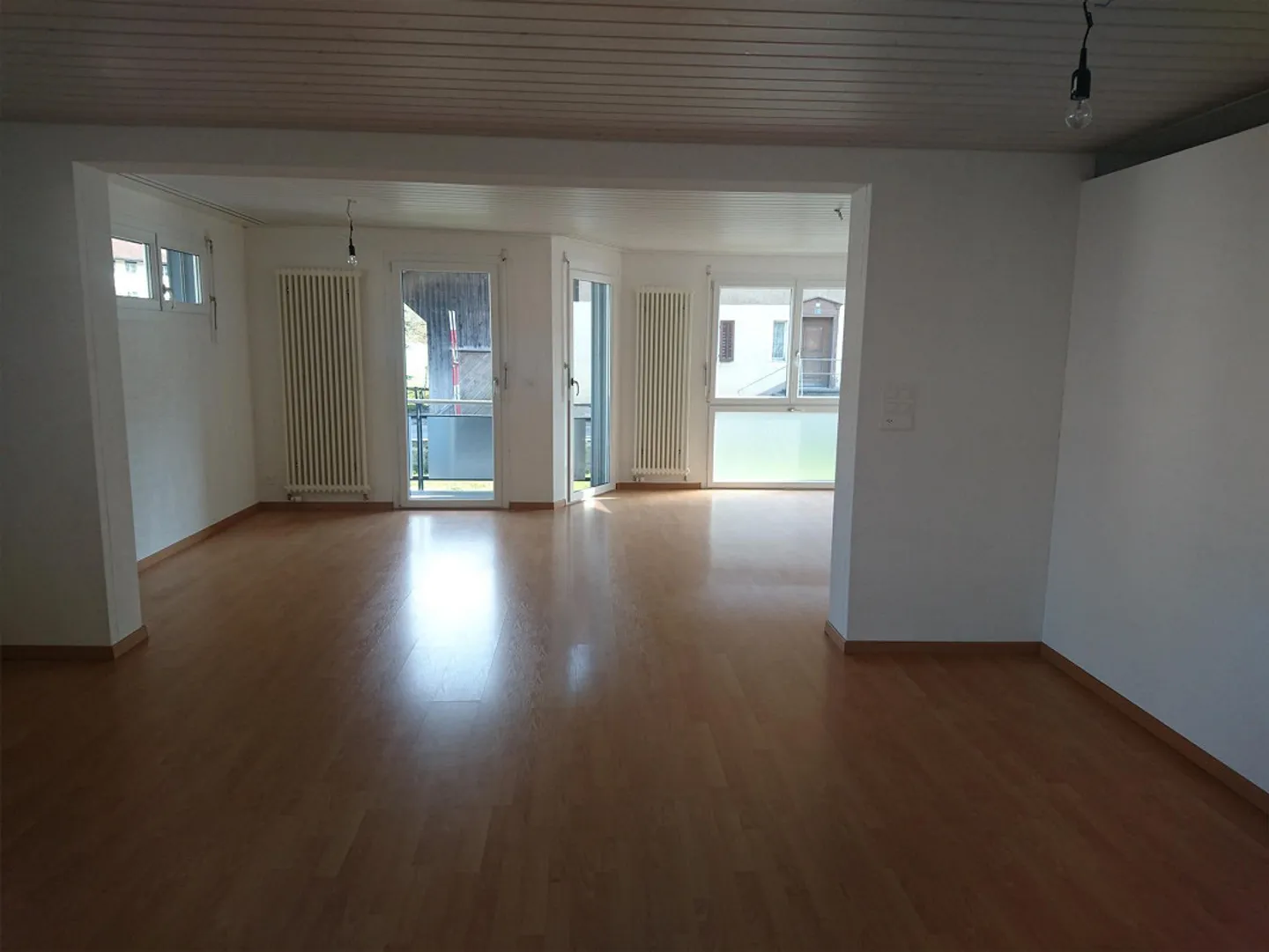 Belle appartement de 4 1/2 pièces à louer - Photo 3 sur 7
