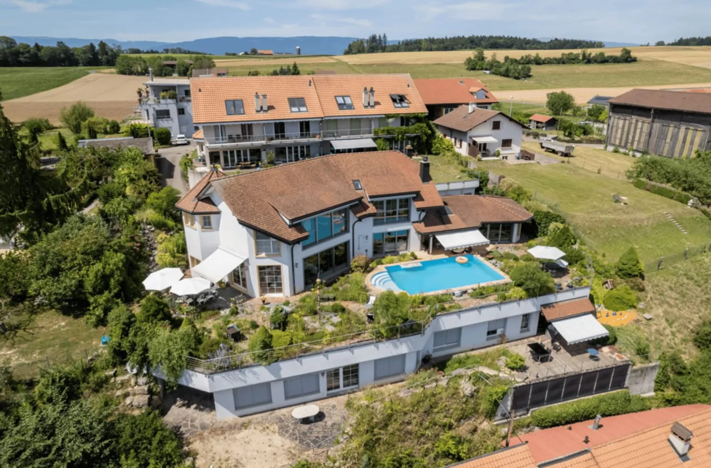 Appartement Terrasse ensoleillé avec vue sur le lac - Photo 1 sur 6