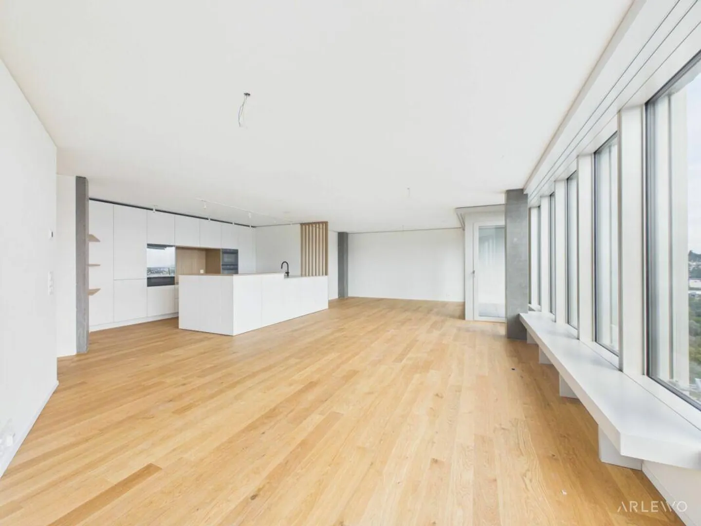 Luxuswohnung im Pilatus Tower - Foto 4 von 14