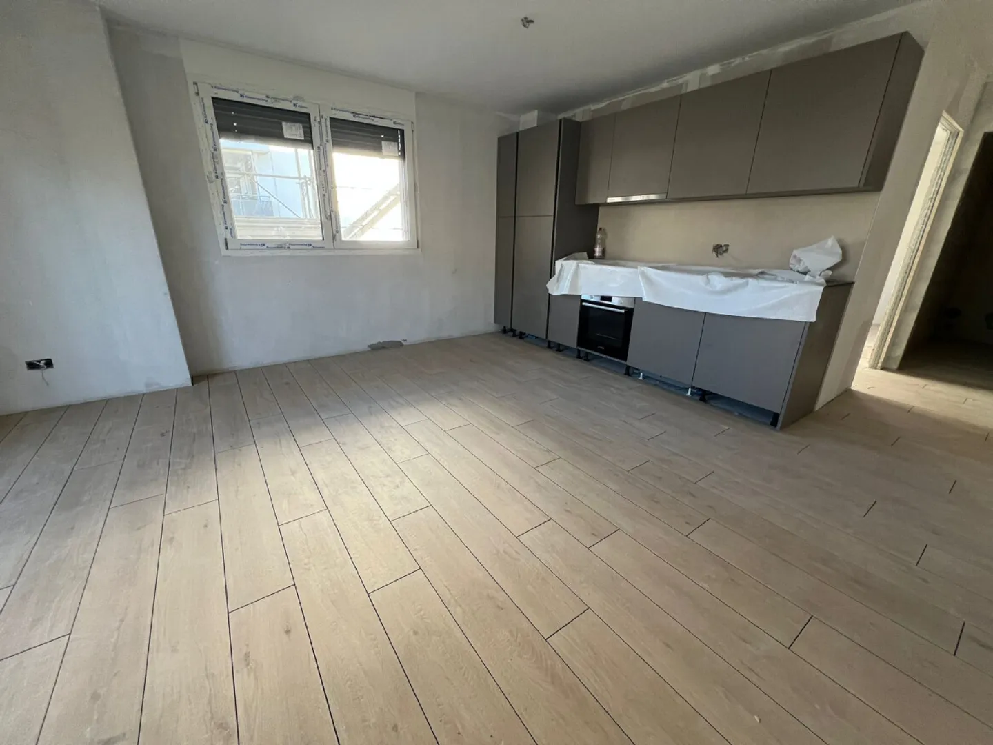 Studio exclusif au rez-de-jardin - Photo 5 sur 7