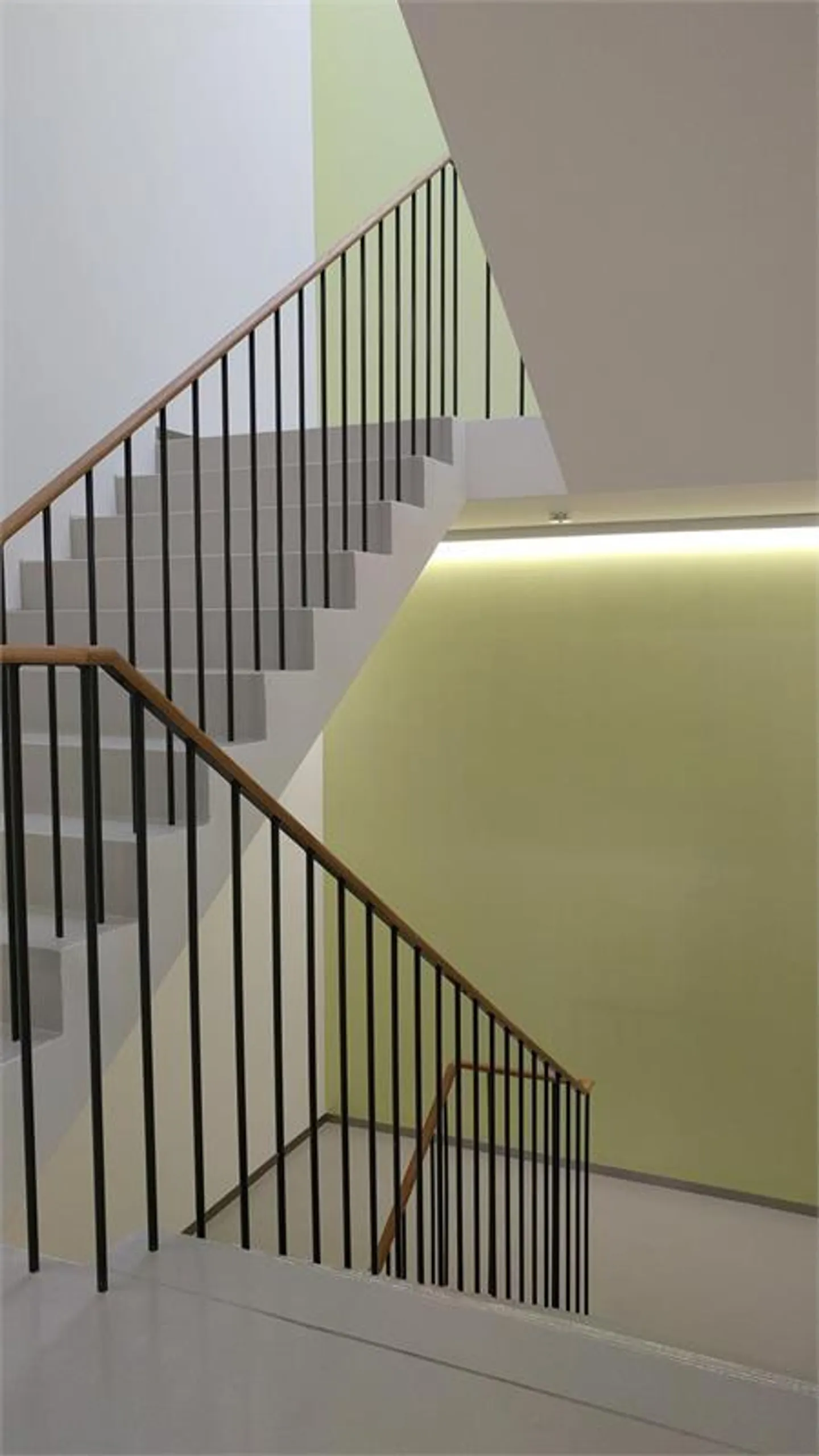 Moderne Maisonette mit Terrassen - Foto 10 von 13