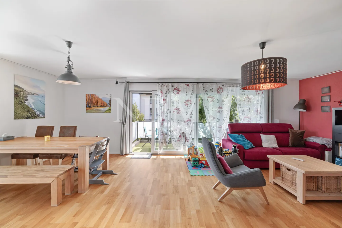 Appartamento 4.5 stanze - Foto 1 di 17